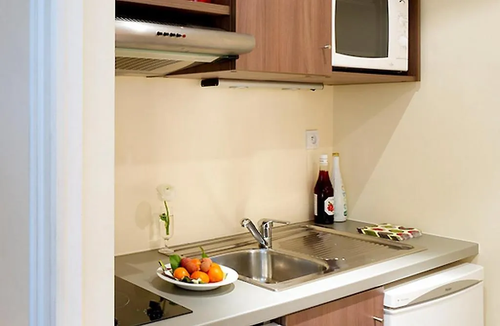 Adagio Access Tilsitt Aparthotel Paris